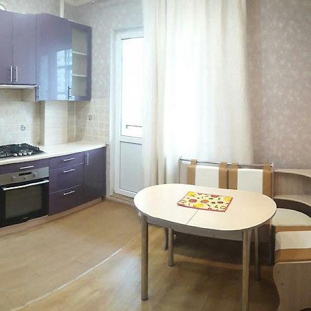 Apartment Tverichanka On Khromova 25 Екстериор снимка