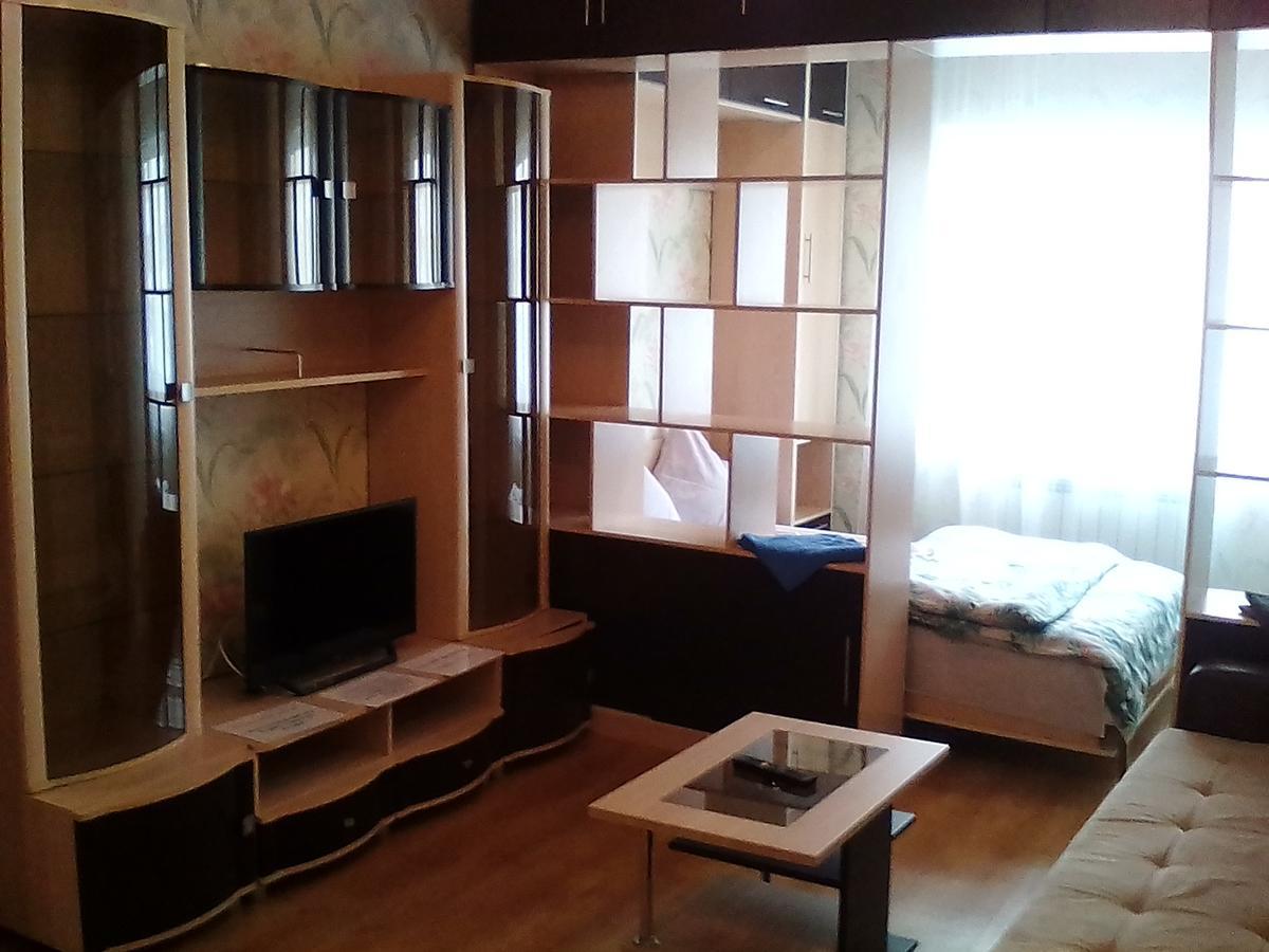 Apartment Tverichanka On Khromova 25 Екстериор снимка